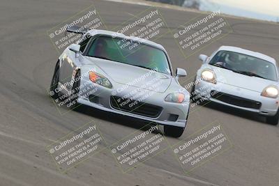 media/Dec-19-2025-Lucky Dog Racing (Fri) [[3b7b1b5fc8]]/Beginner/Session 4 Turn 2 3 Speed Pan/